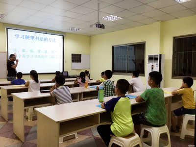 长沙翰成轩教育咨询 专业规划，助力学子扬帆起航